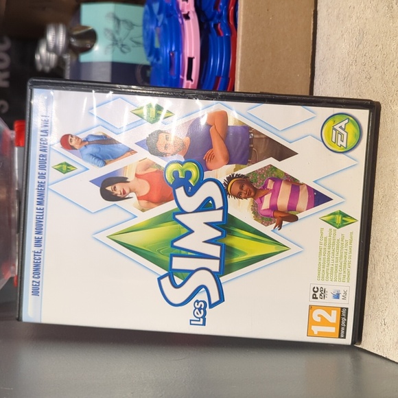Sims 3 - Picture 1 of 2